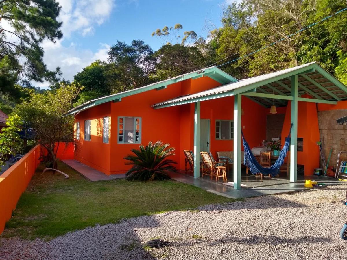 Sossego A 140 M Da Com Vista O Mar Na Armacao Da Piedade Holiday home Governador Celso Ramos